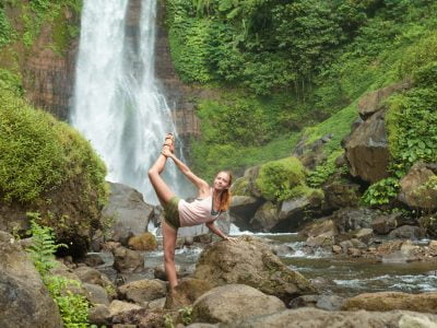 Chakras Yoga