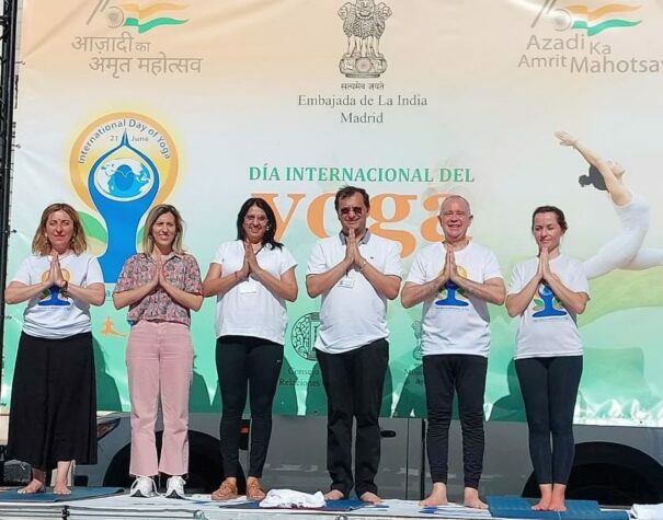 Día Internacional del Yoga