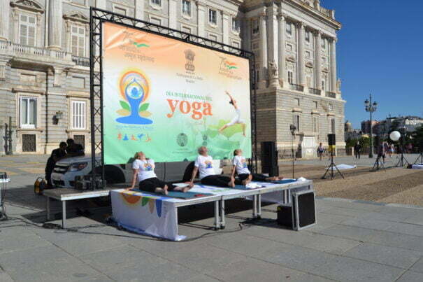 YogaenRed. Día internacional del yoga